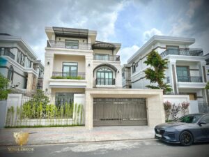 VILLA NEOCLASSIC